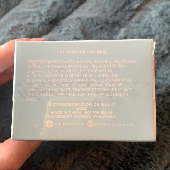 Brand New Glow on 5th Beauty Refresh + Reset Brightening Mud Mask - Picture 5 of 6